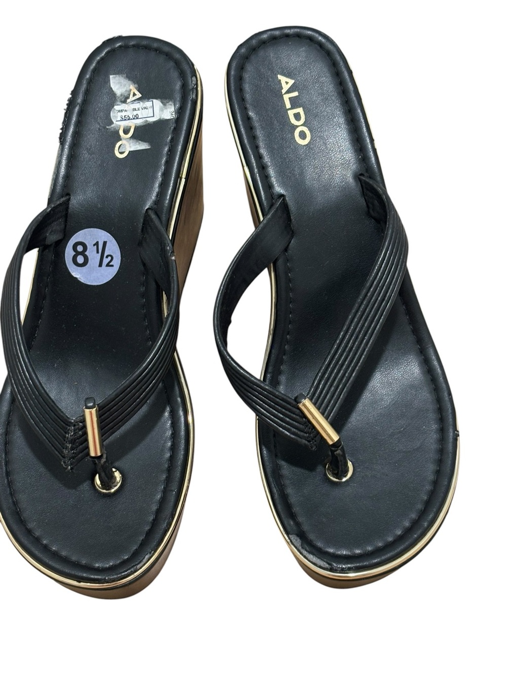 Aldo Black & Gold Trim Wedge Thong Sandals Size 8.5 SUPER CUTE 🥰 - Picture 3 of 8